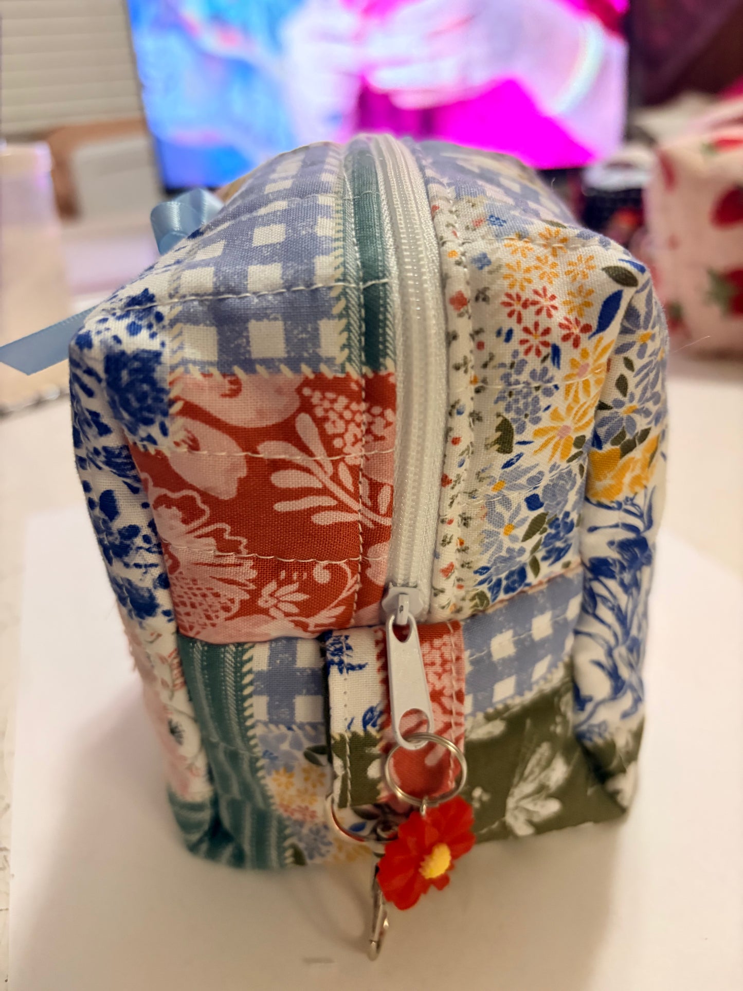 Country Quilt Fabric Small Boxy Pouch