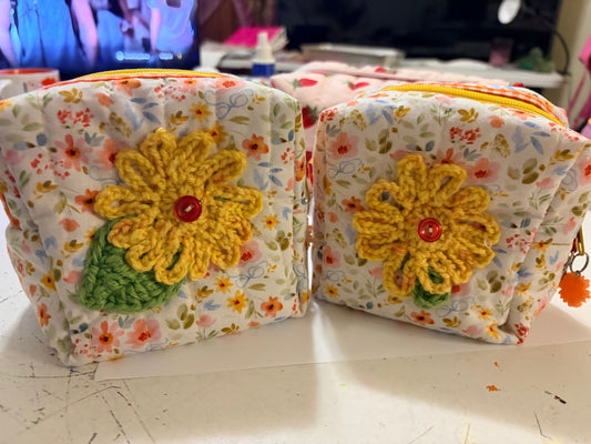 Small Yellow Flower Crochet Boxy Pouch