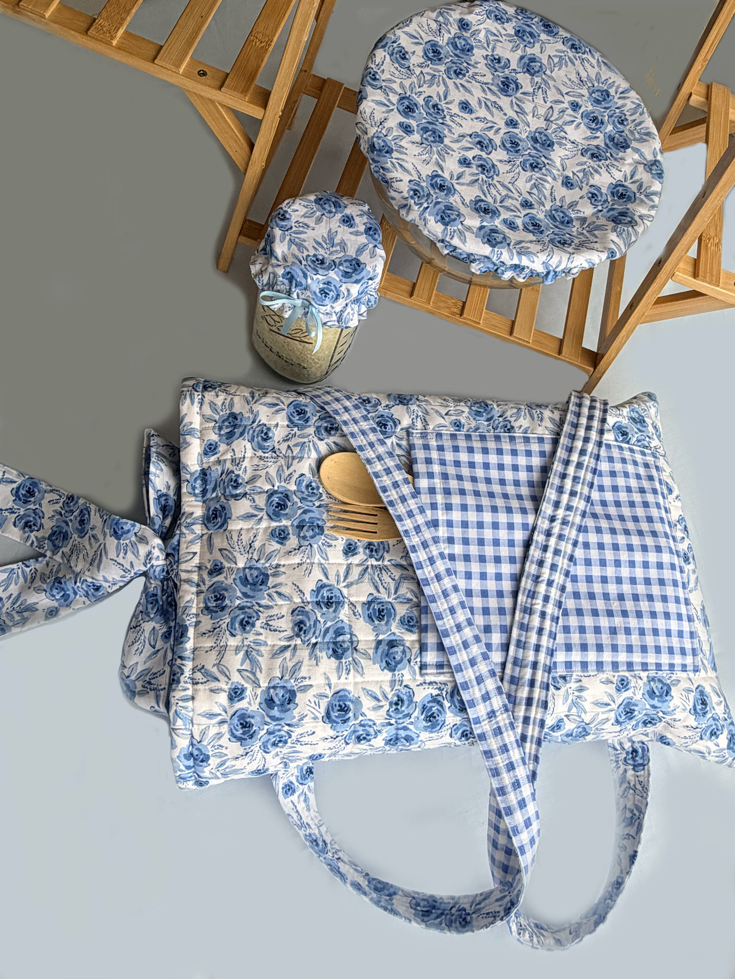 Blue Rose Print Bowl Cover